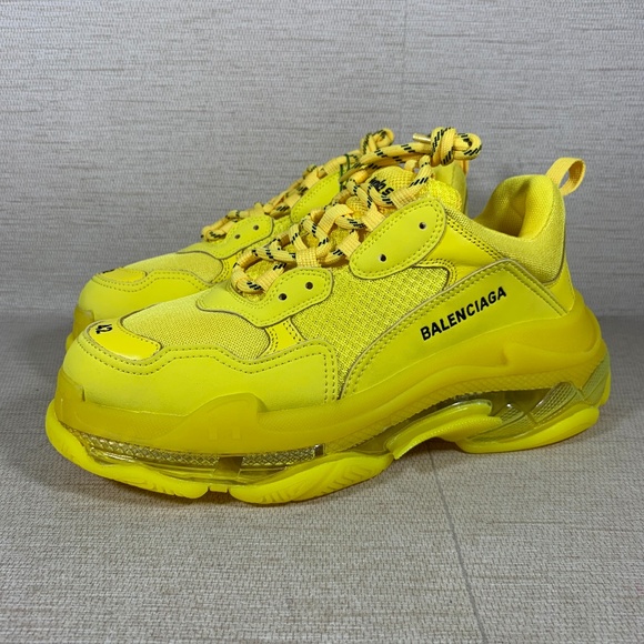 balenciaga triple s white and yellow